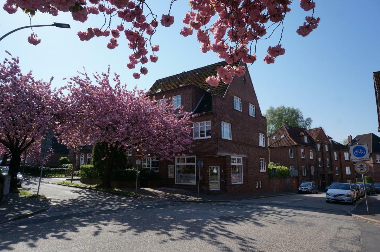 Ferienwohnung LilO- mittendrin und ganz dicht bei Itzehoe Exterior foto